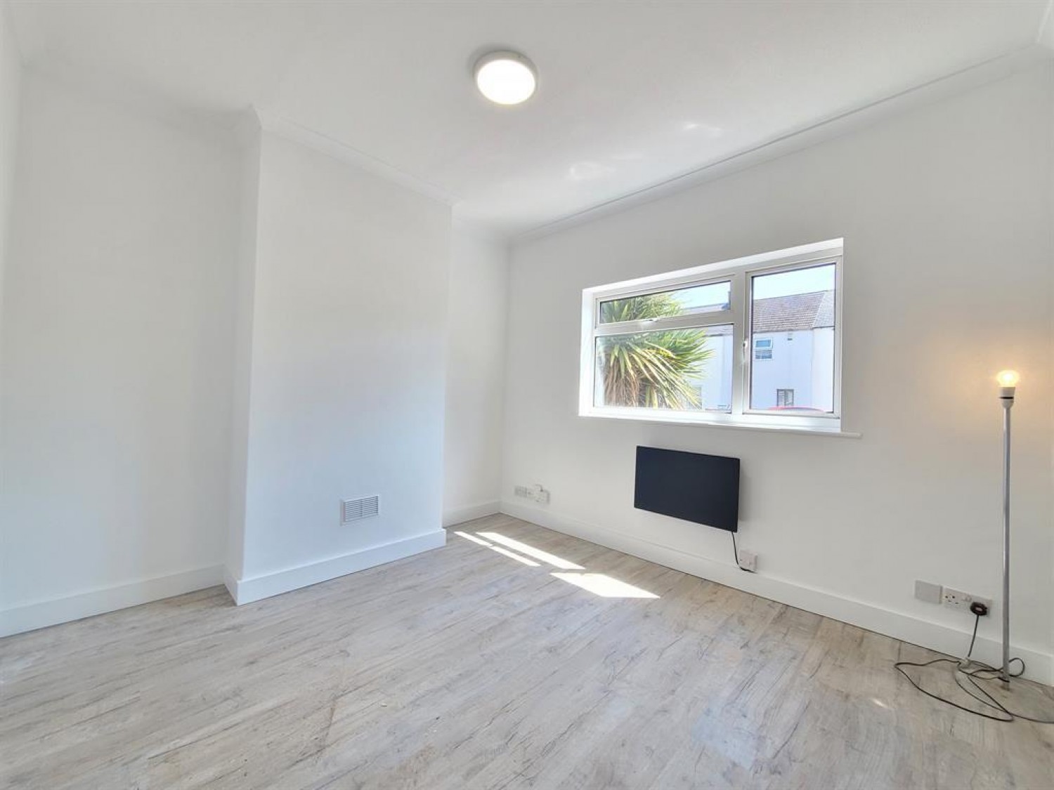 Great Knollys Street, Reading, RG1 7HL