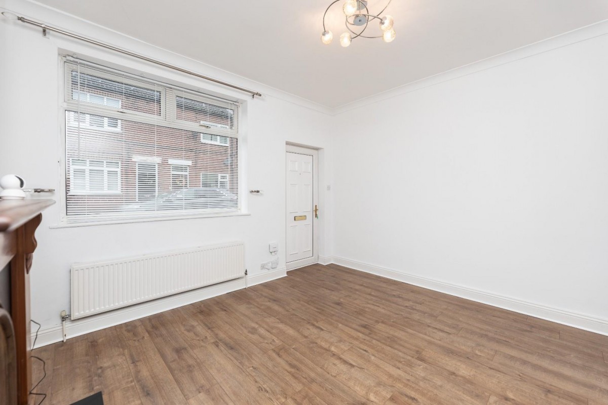 Manor Grove, Castleford