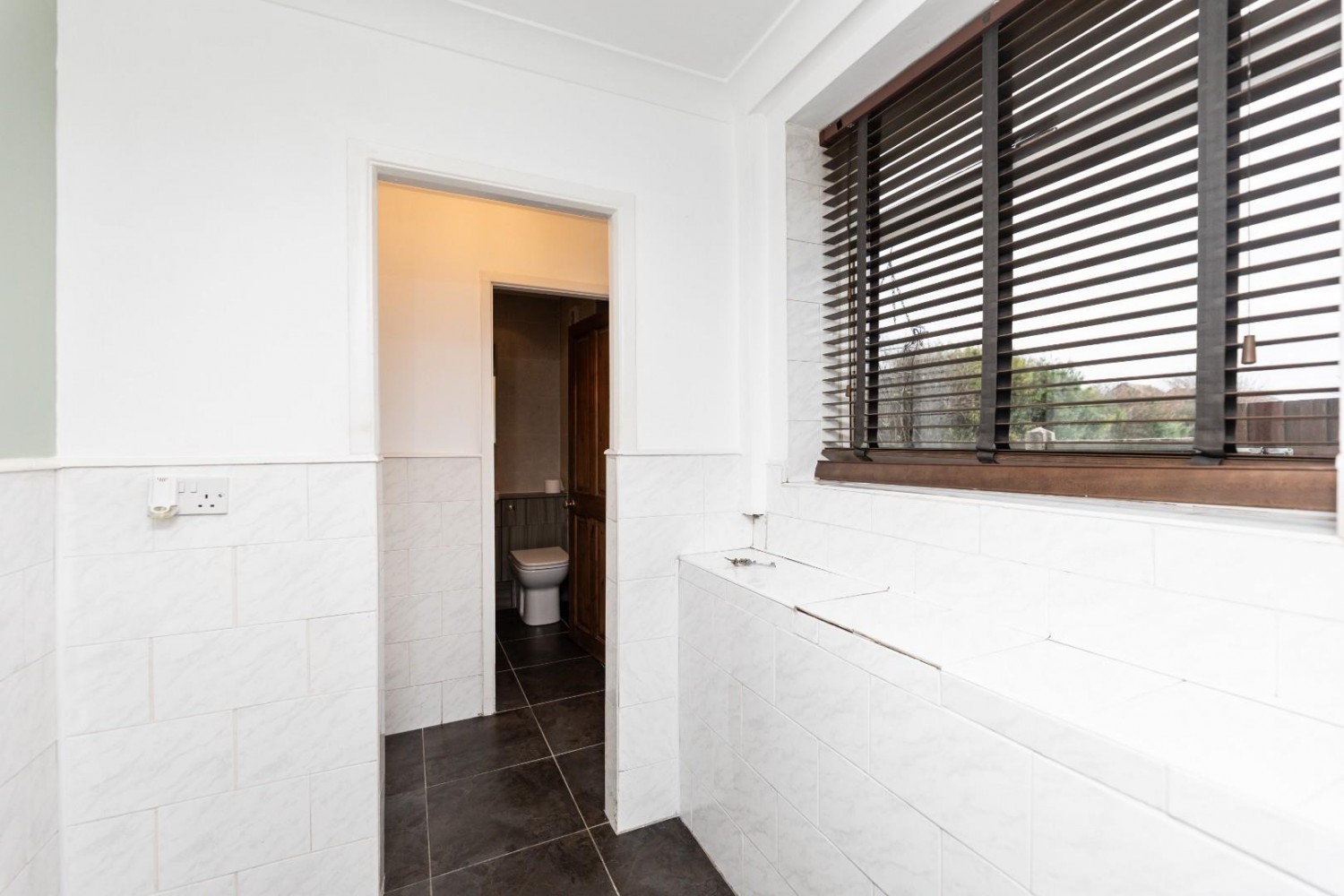 Manor Grove, Castleford