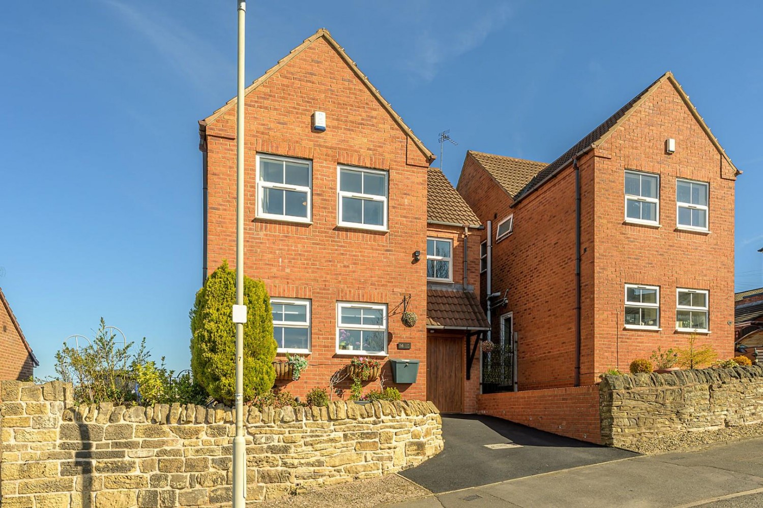 Duke Street, Upper Gornal