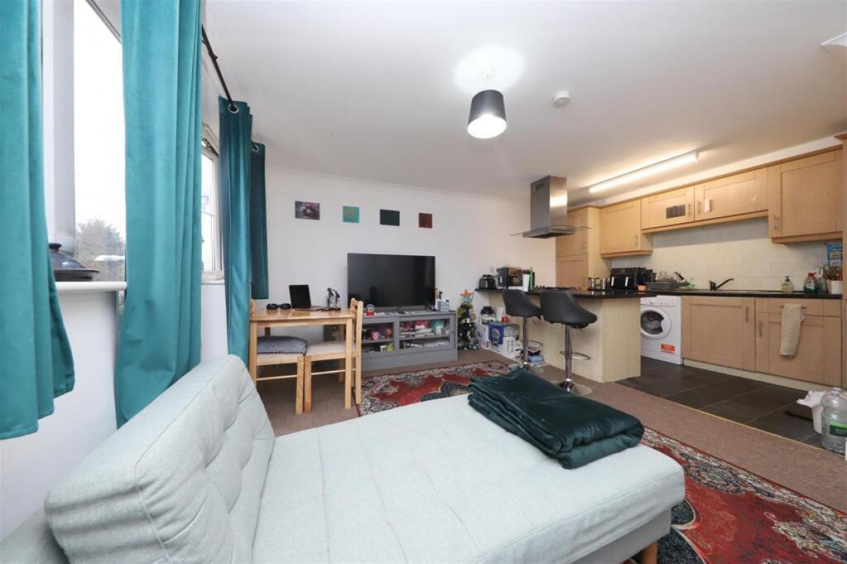 Aubrey Court, Dawley Road, Hayes