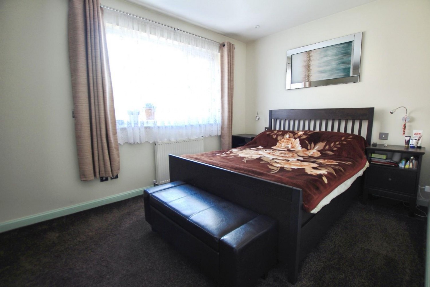 Holmefield View Bradford, BD4 0TJ