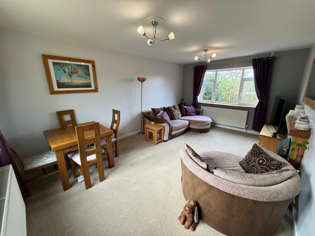 Stourdell Road, Halesowen, B63 2AN