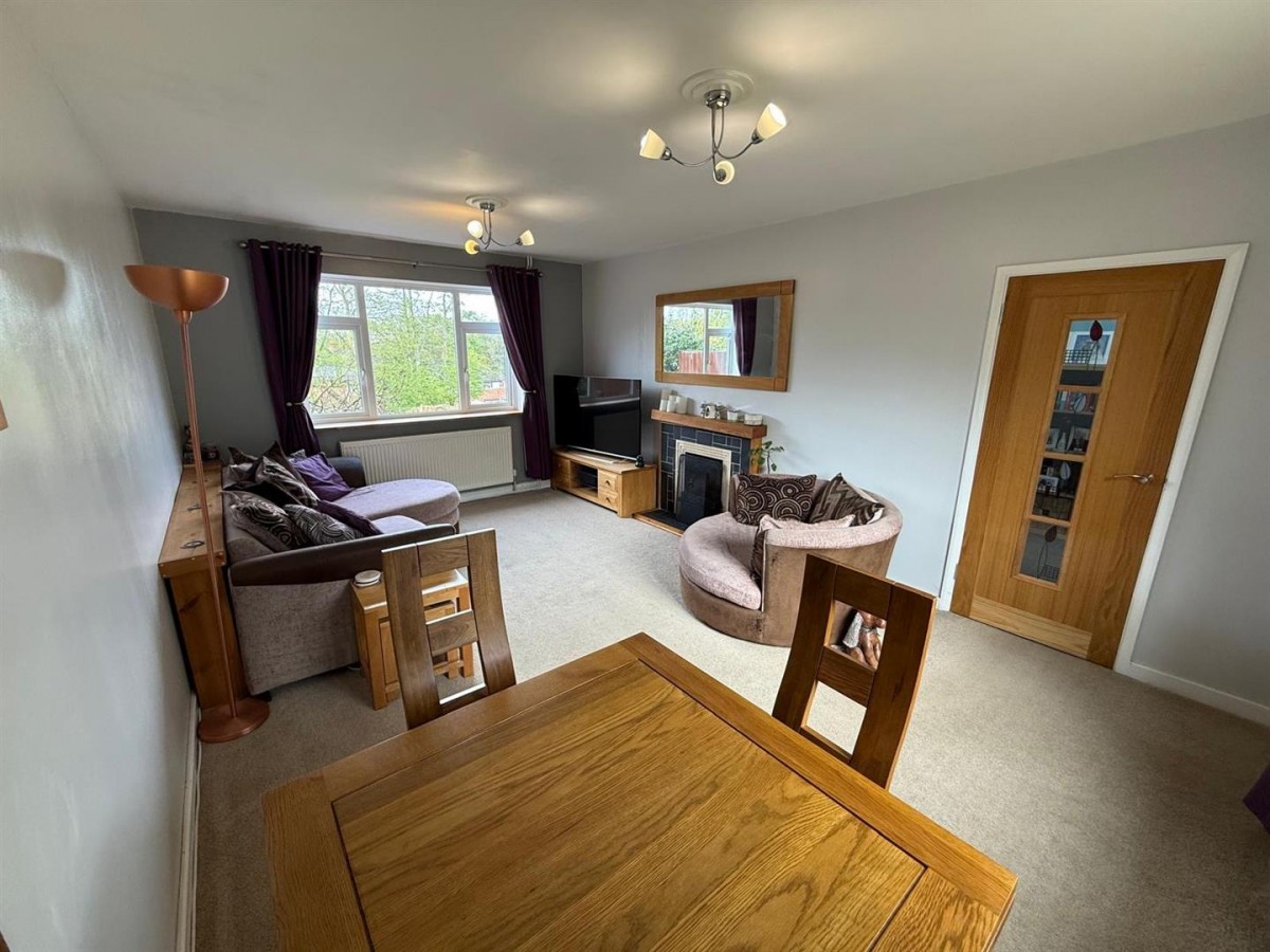 Stourdell Road, Halesowen, B63 2AN