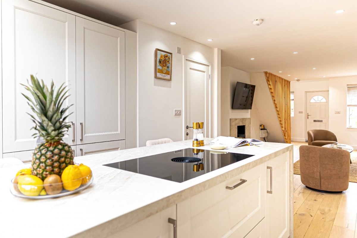 Cheddington Road, Pitstone