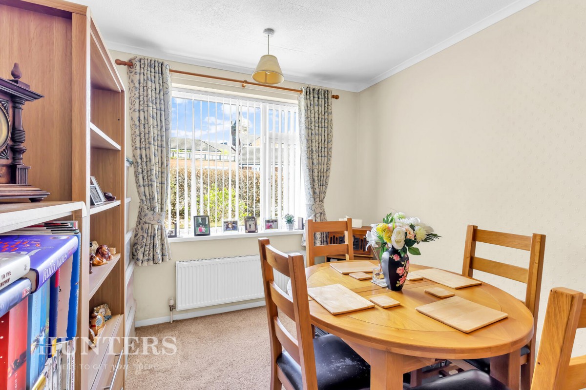 Birch Hill Crescent, Hurstead OL12 9QF