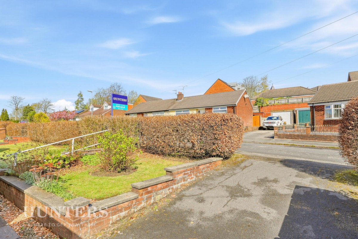 Birch Hill Crescent, Hurstead OL12 9QF