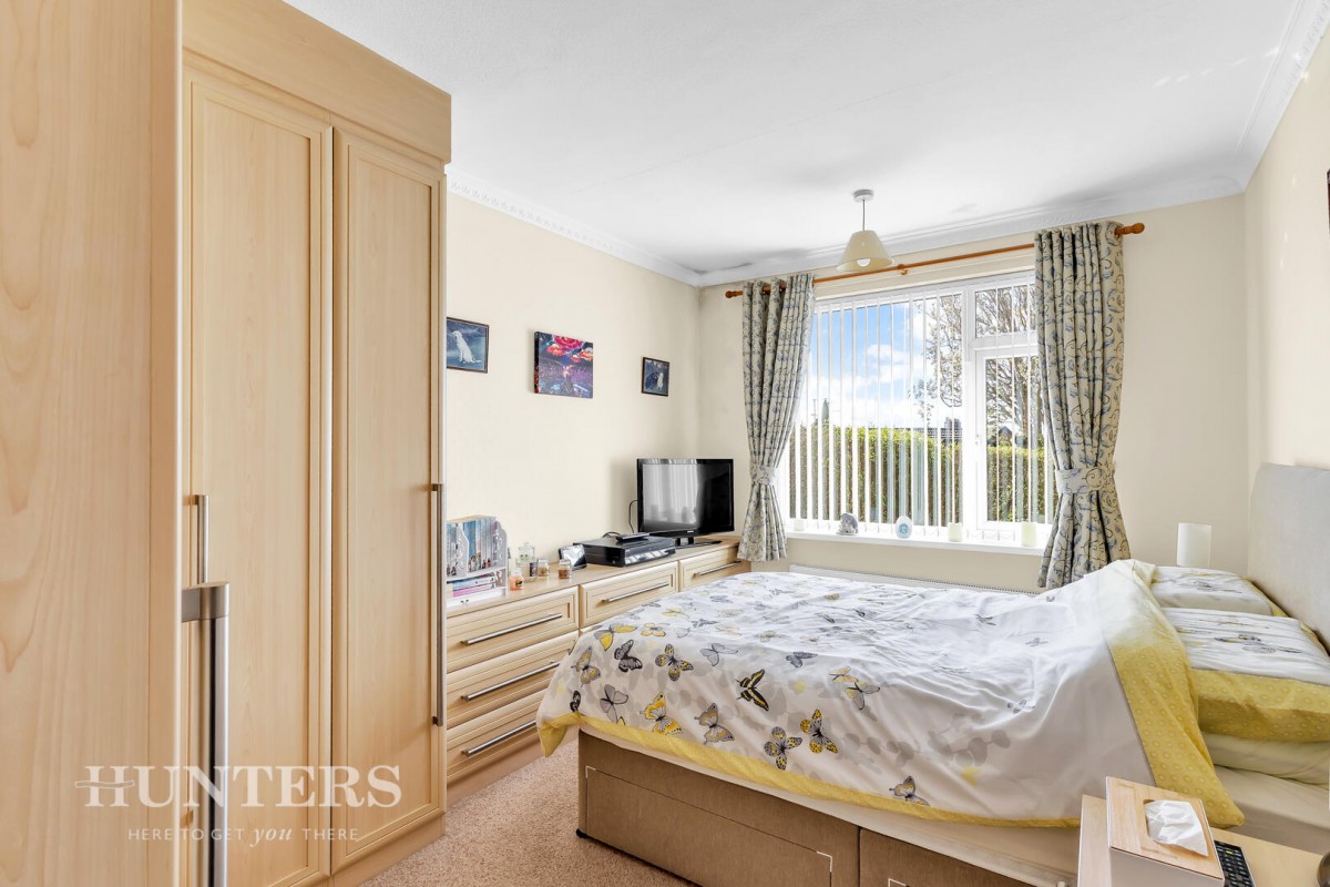 Birch Hill Crescent, Hurstead OL12 9QF