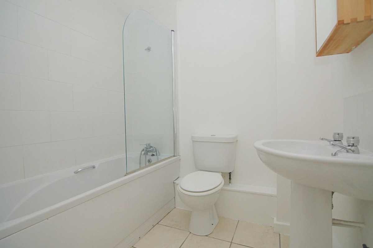 Broadlands Gardens, Pudsey, LS28 9GD