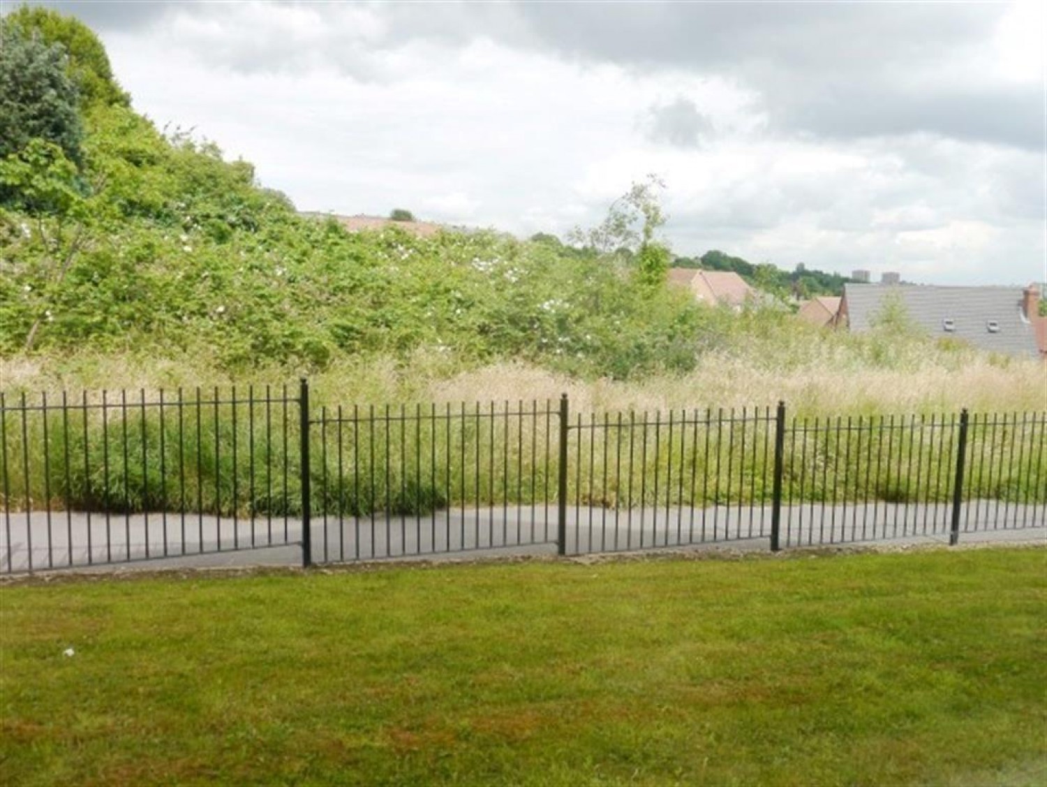 Broadlands Gardens, Pudsey, LS28 9GD