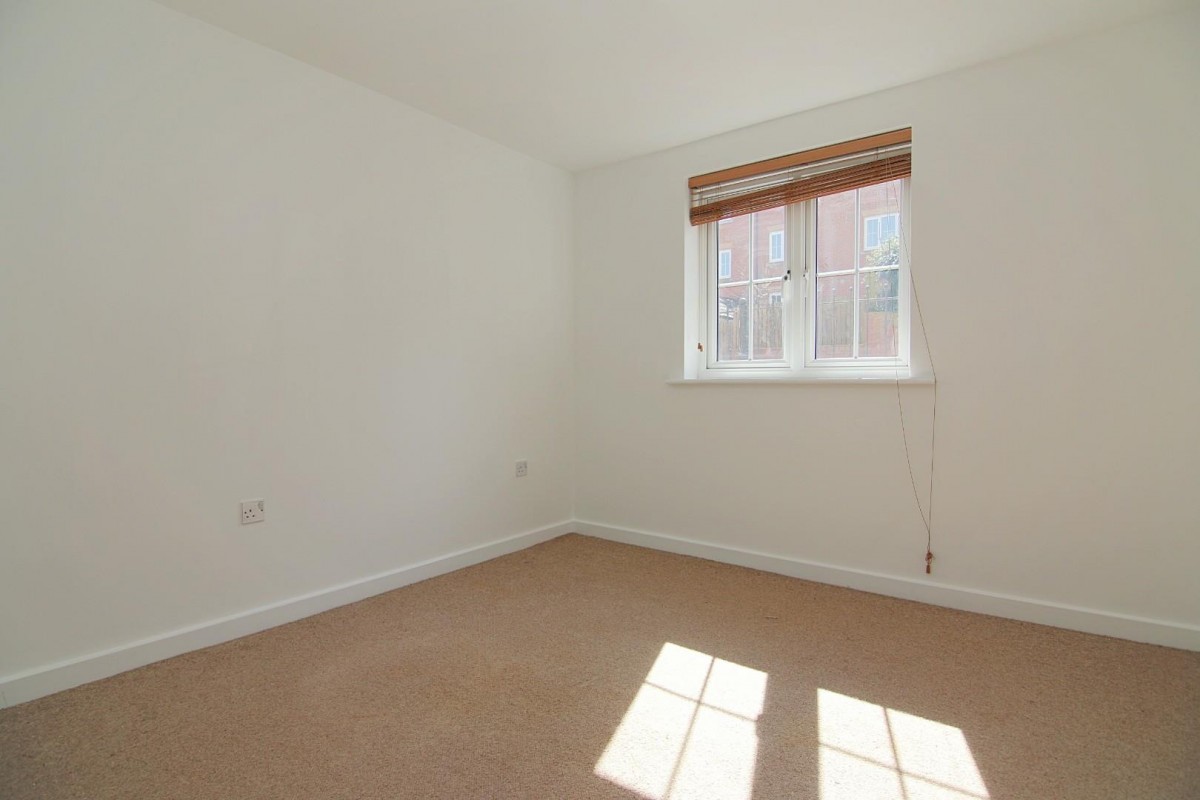 Broadlands Gardens, Pudsey, LS28 9GD