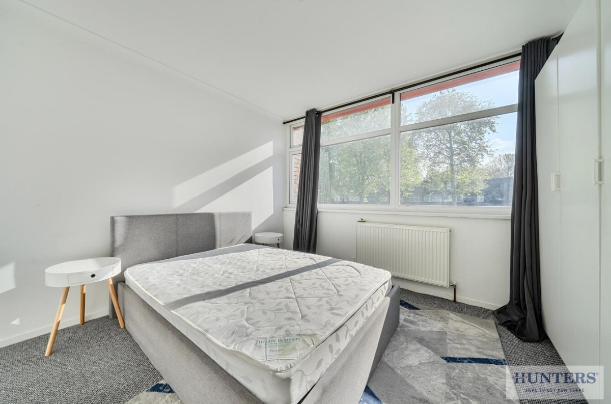 Disraeli Close, Thamesmead