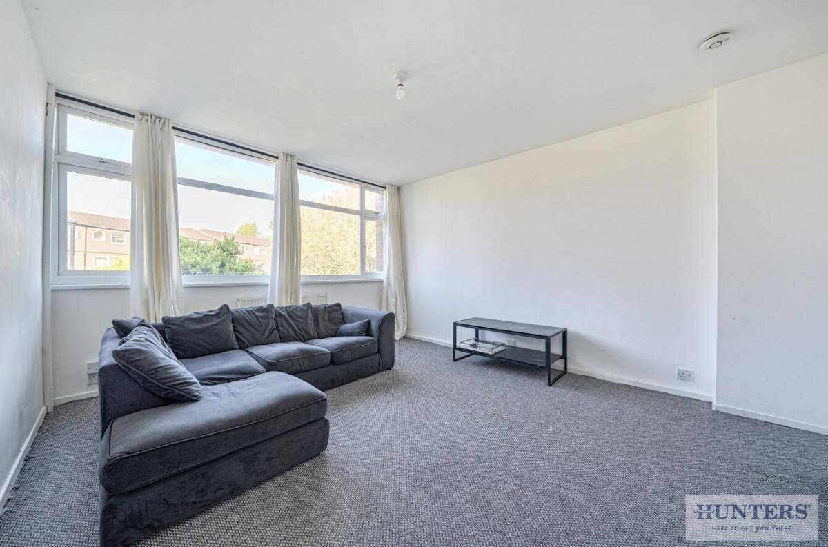 Disraeli Close, Thamesmead