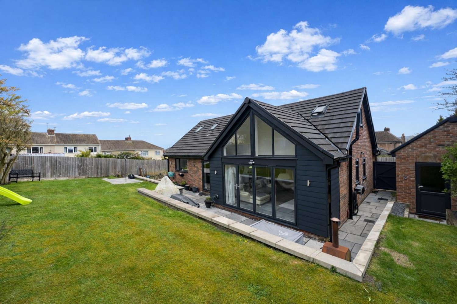 Woodland Avenue, Dursley, GL11 4EW