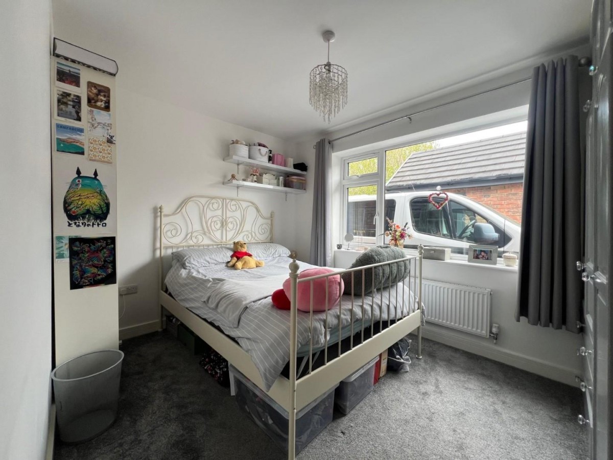 Woodland Avenue, Dursley, GL11 4EW