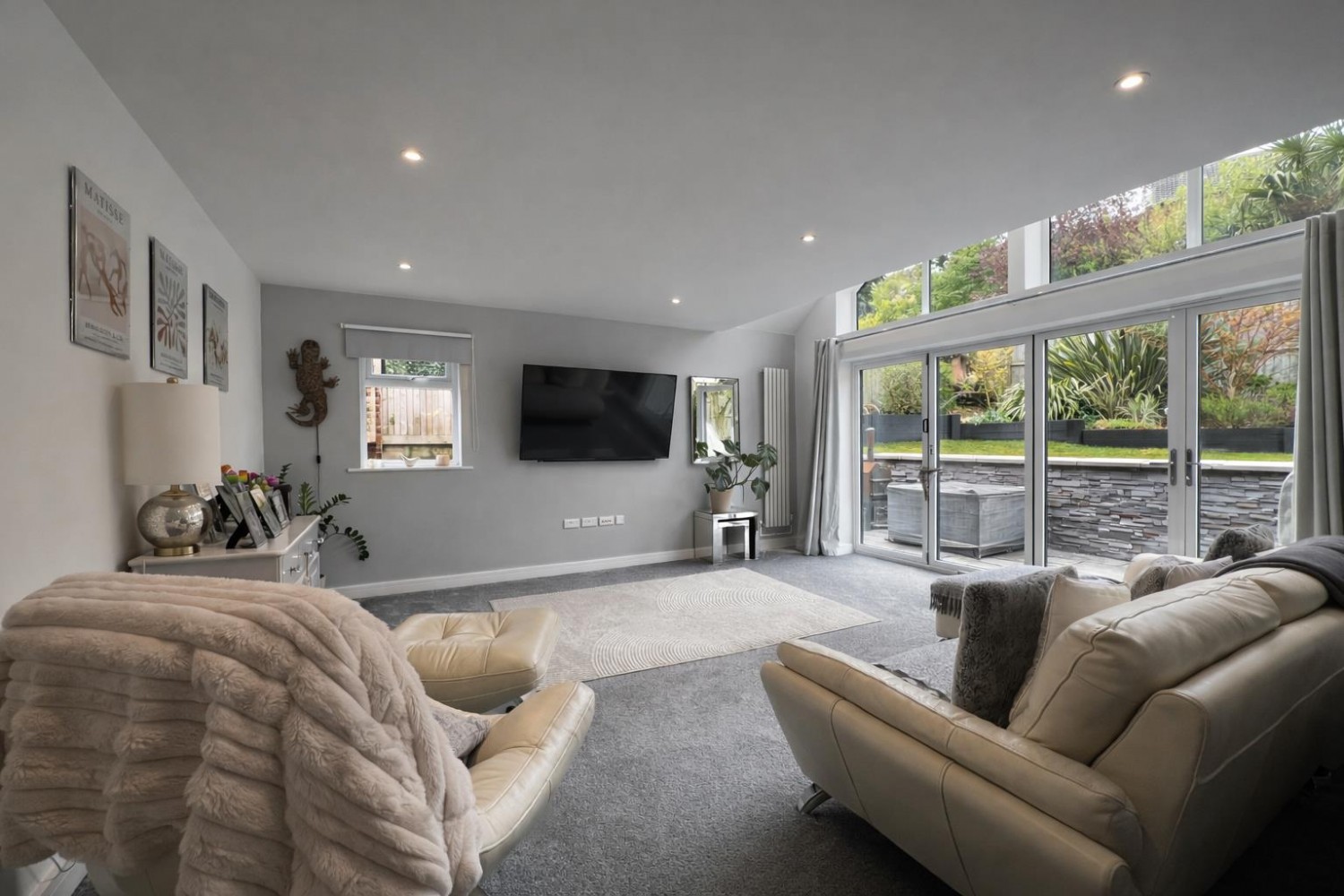 Woodland Avenue, Dursley, GL11 4EW