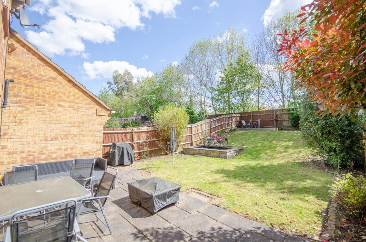 Elizabeth Way, Mangotsfield, Bristol, BS16 9LX