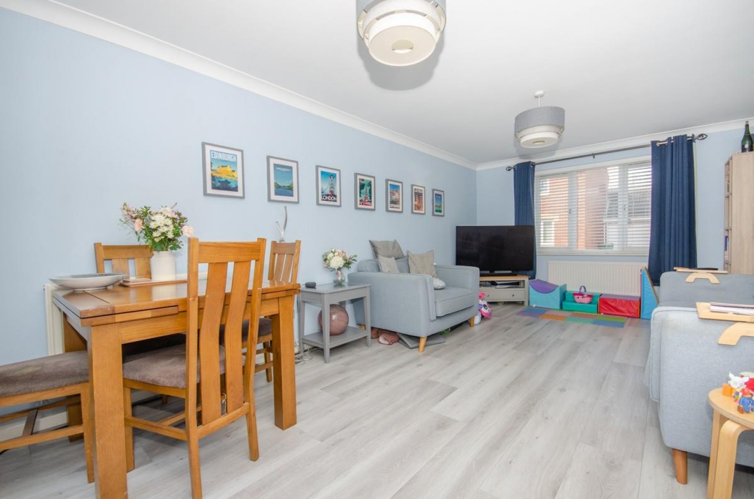 Elizabeth Way, Mangotsfield, Bristol, BS16 9LX