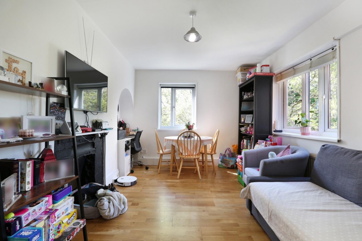 Basingdon Way, London, SE5