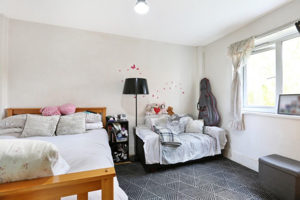 Basingdon Way, London, SE5