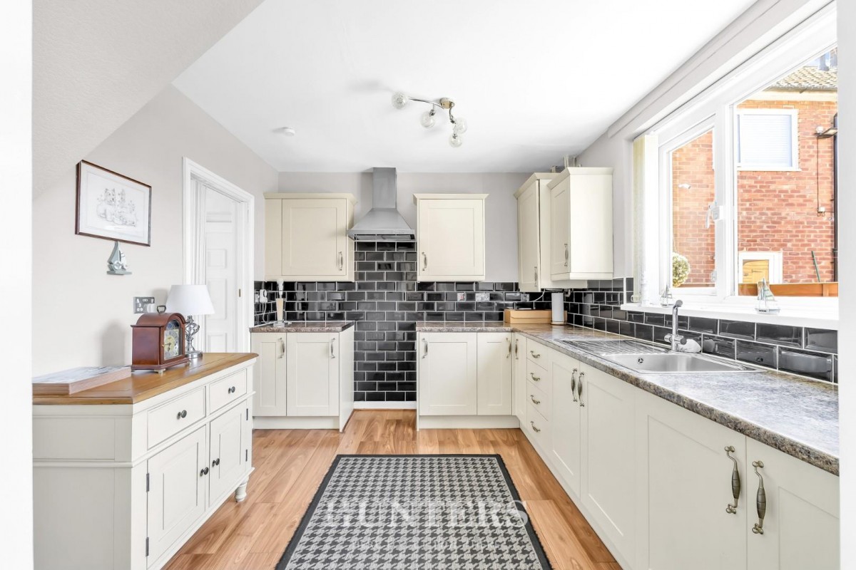 Fairfield Road, Middleton M24