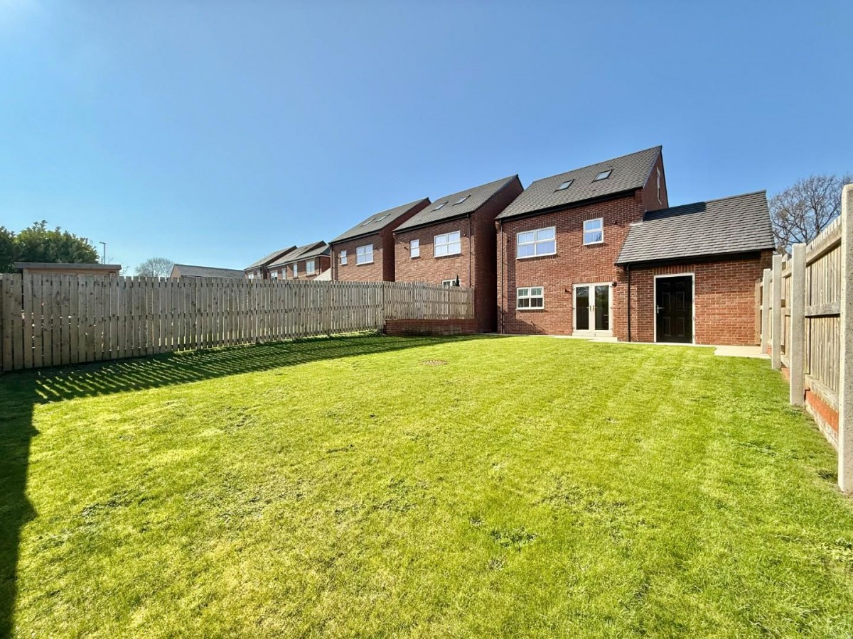 Paddock Close, Brierley