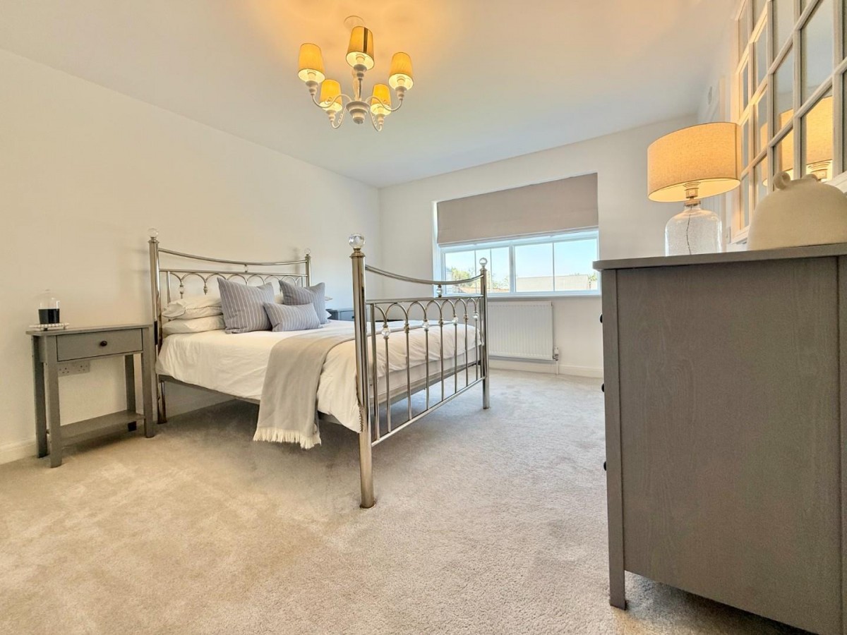 Paddock Close, Brierley