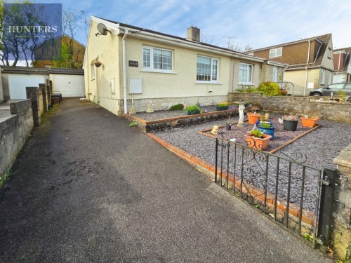 Heol-Y-Bardd, Bridgend