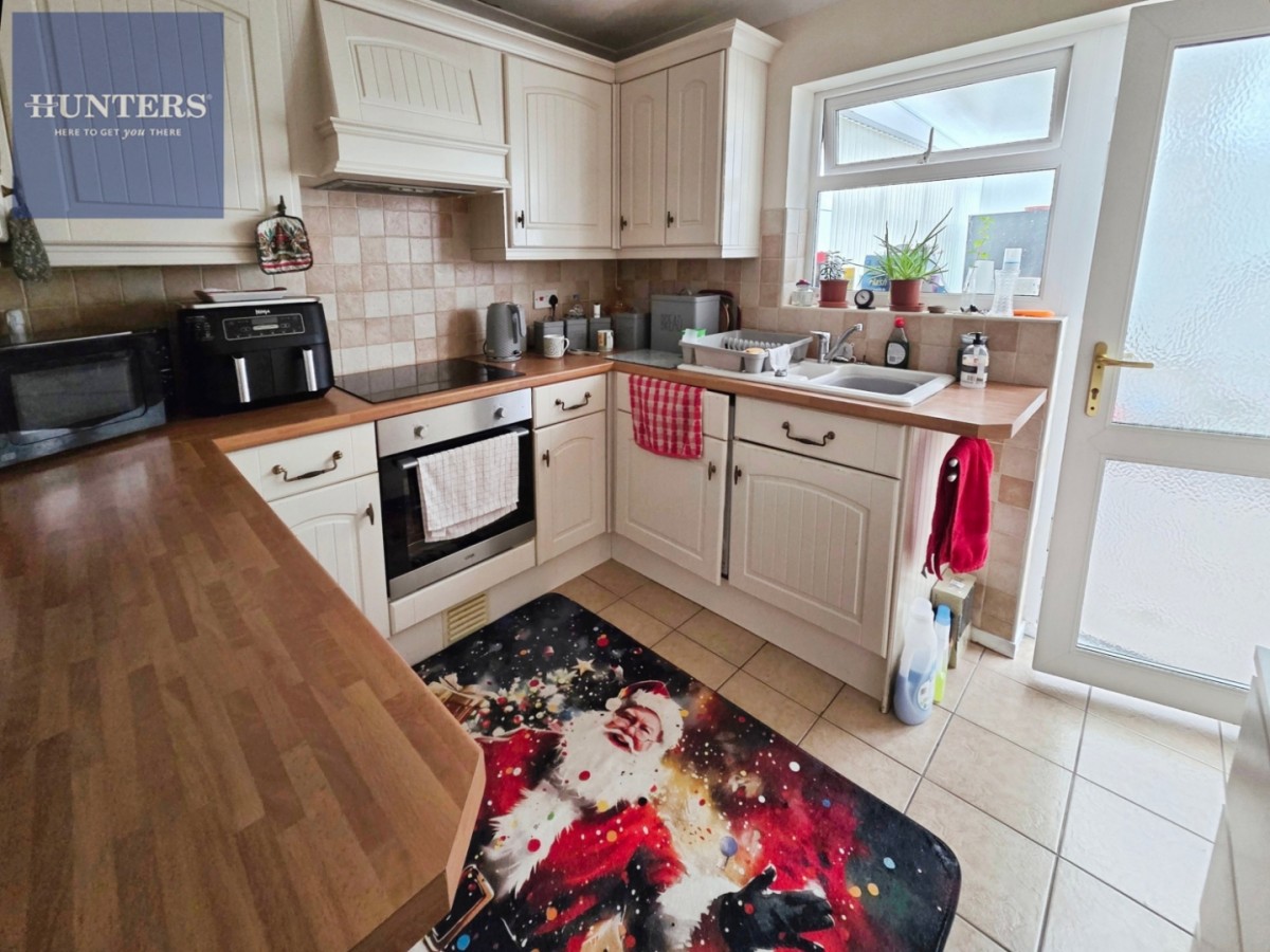 Heol-Y-Bardd, Bridgend