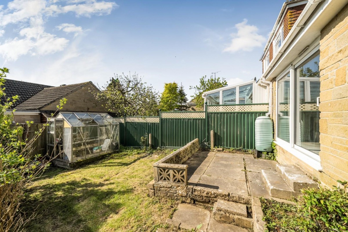 Bauntons Close, Milborne Port, Sherborne