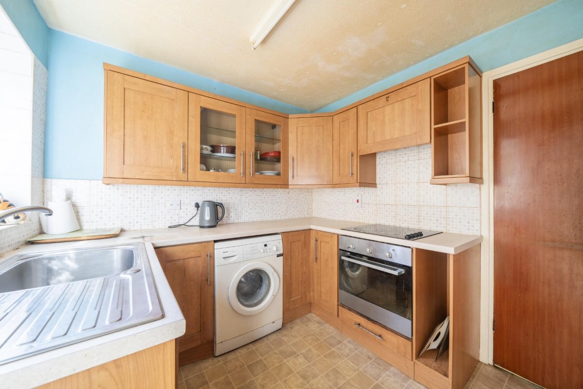 Bauntons Close, Milborne Port, Sherborne
