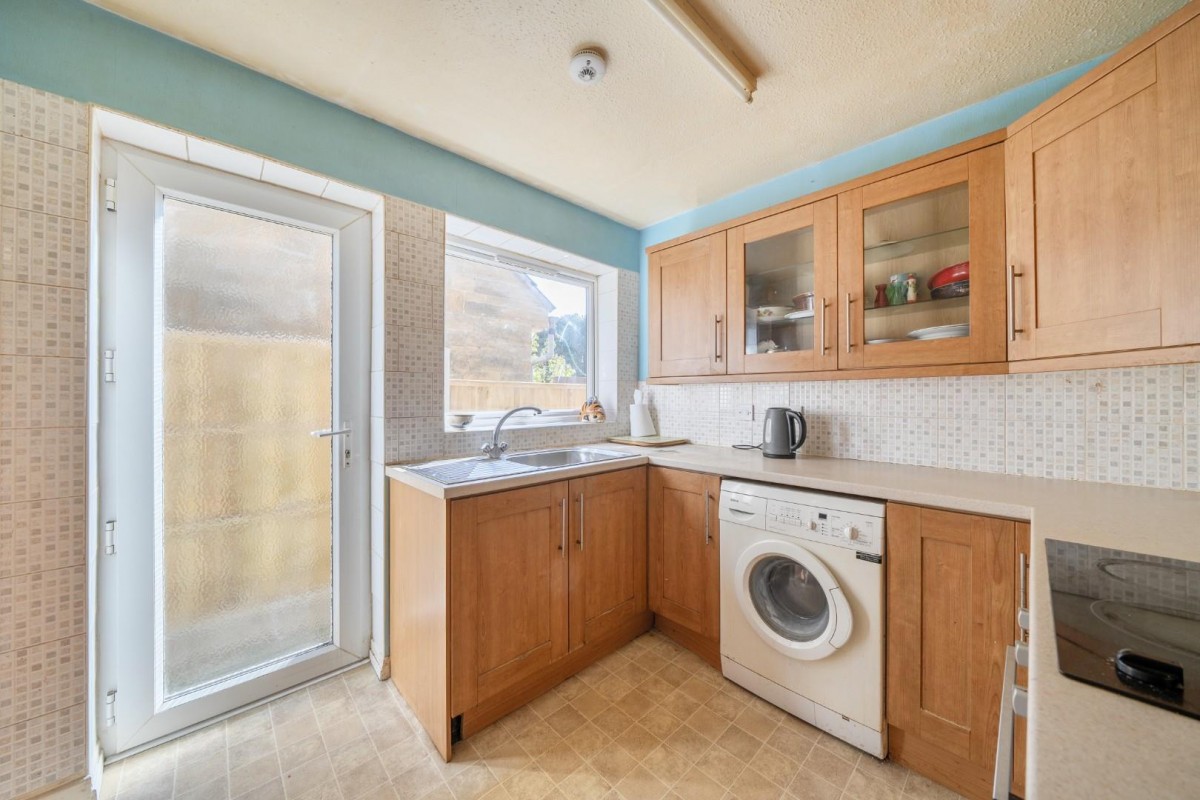 Bauntons Close, Milborne Port, Sherborne