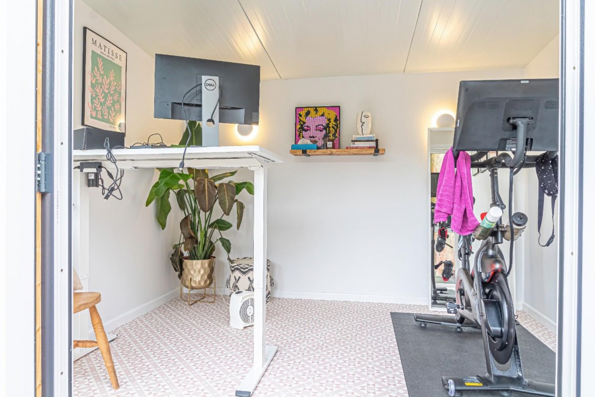 Heath Road, Leighton Buzzard, LU7 3AT