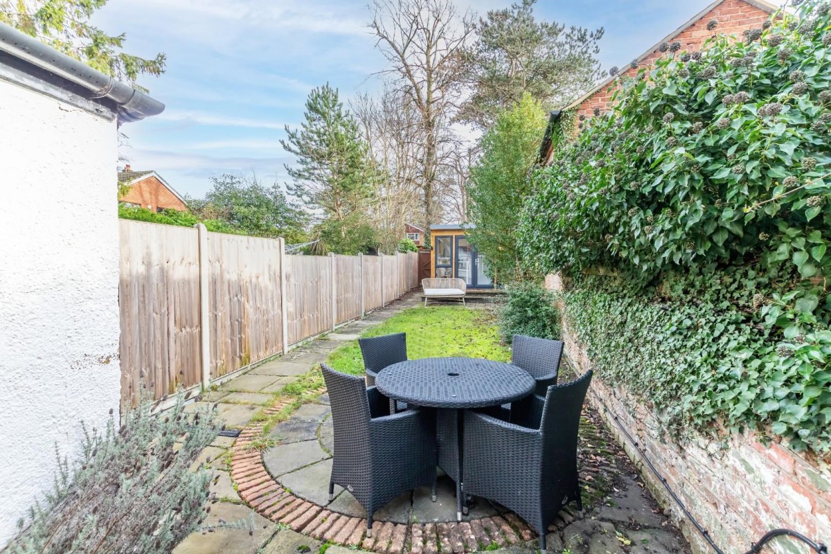 Heath Road, Leighton Buzzard, LU7 3AT