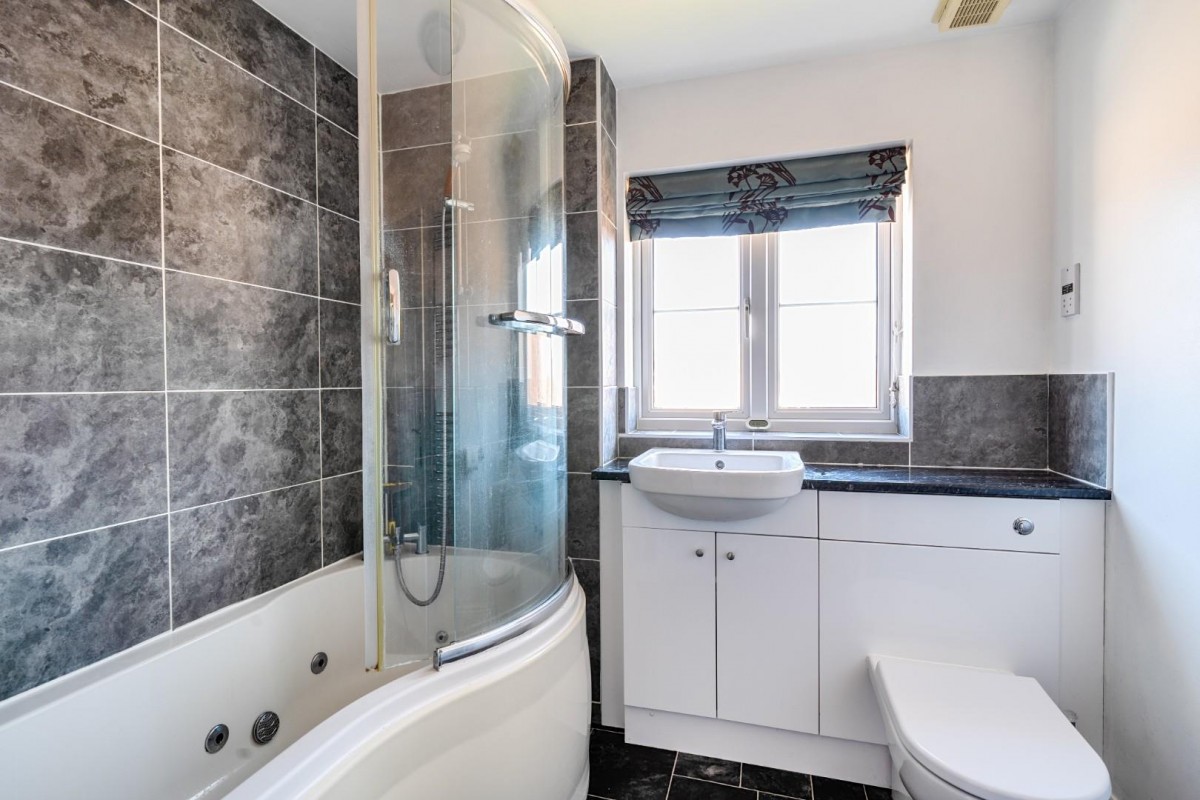 Biddlesden Road, Yeovil