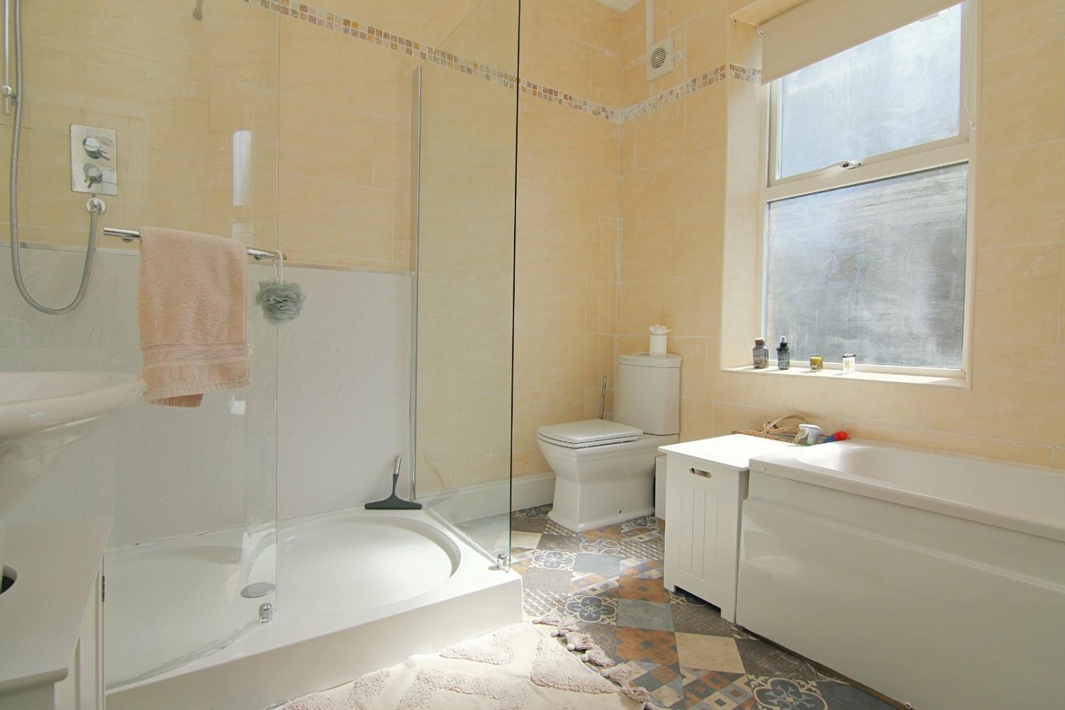 Lowtown, Pudsey, West Yorkshire