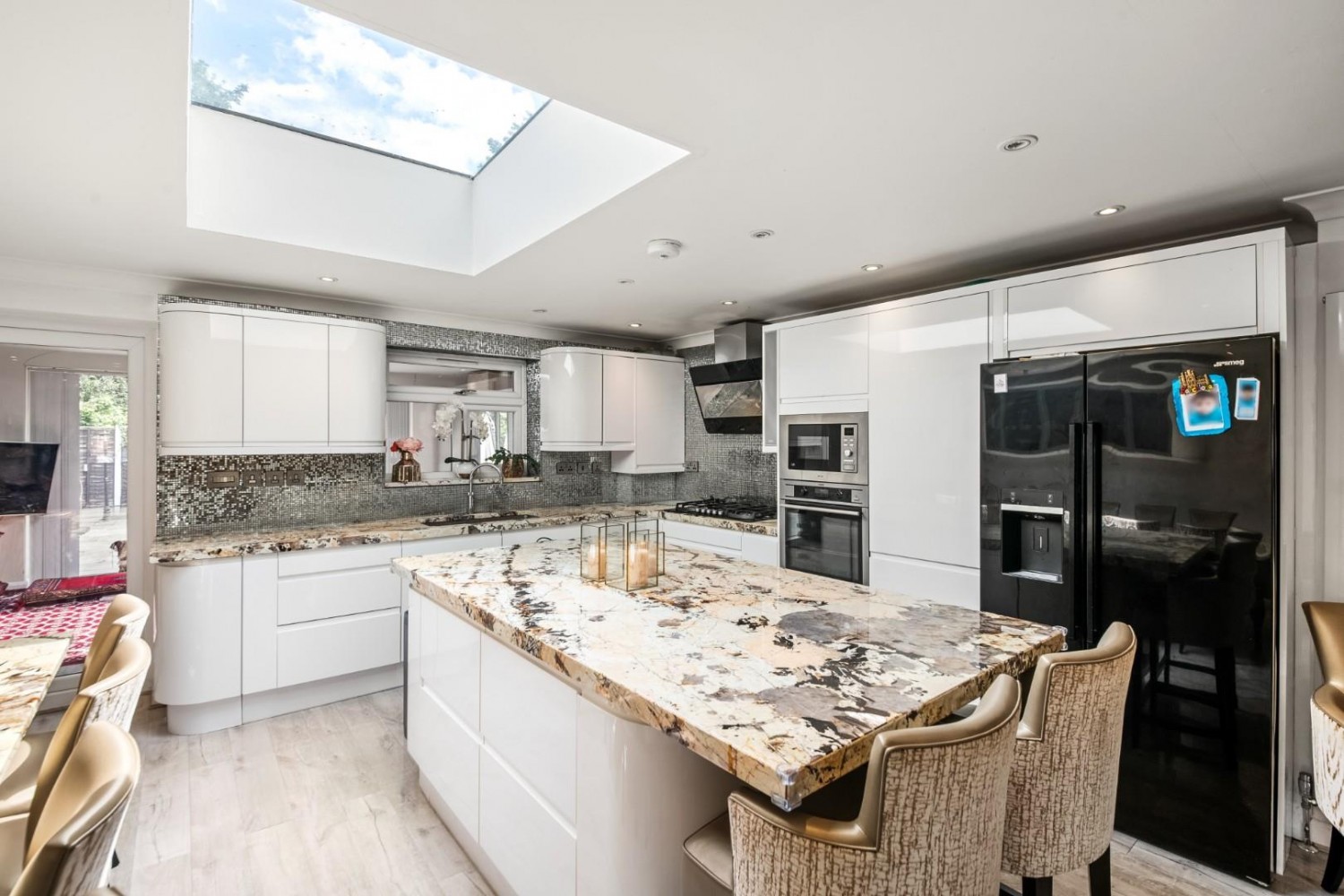Larch Crescent, Hayes