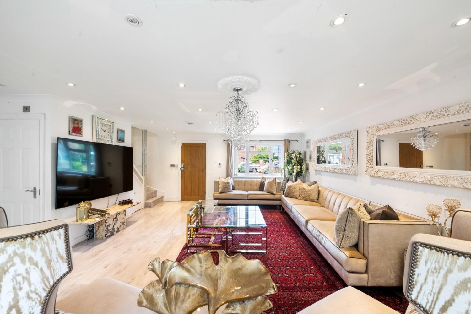 Larch Crescent, Hayes