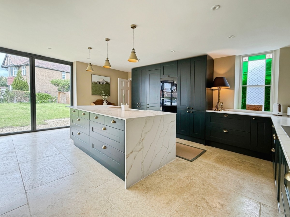 Laburnum Walk, Stonehouse