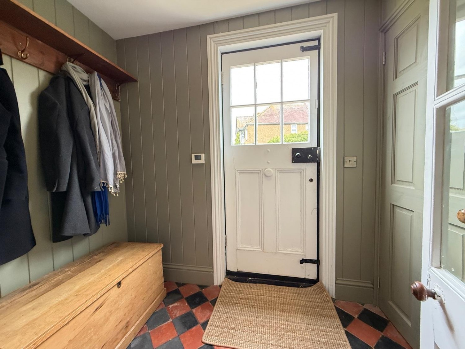 Laburnum Walk, Stonehouse