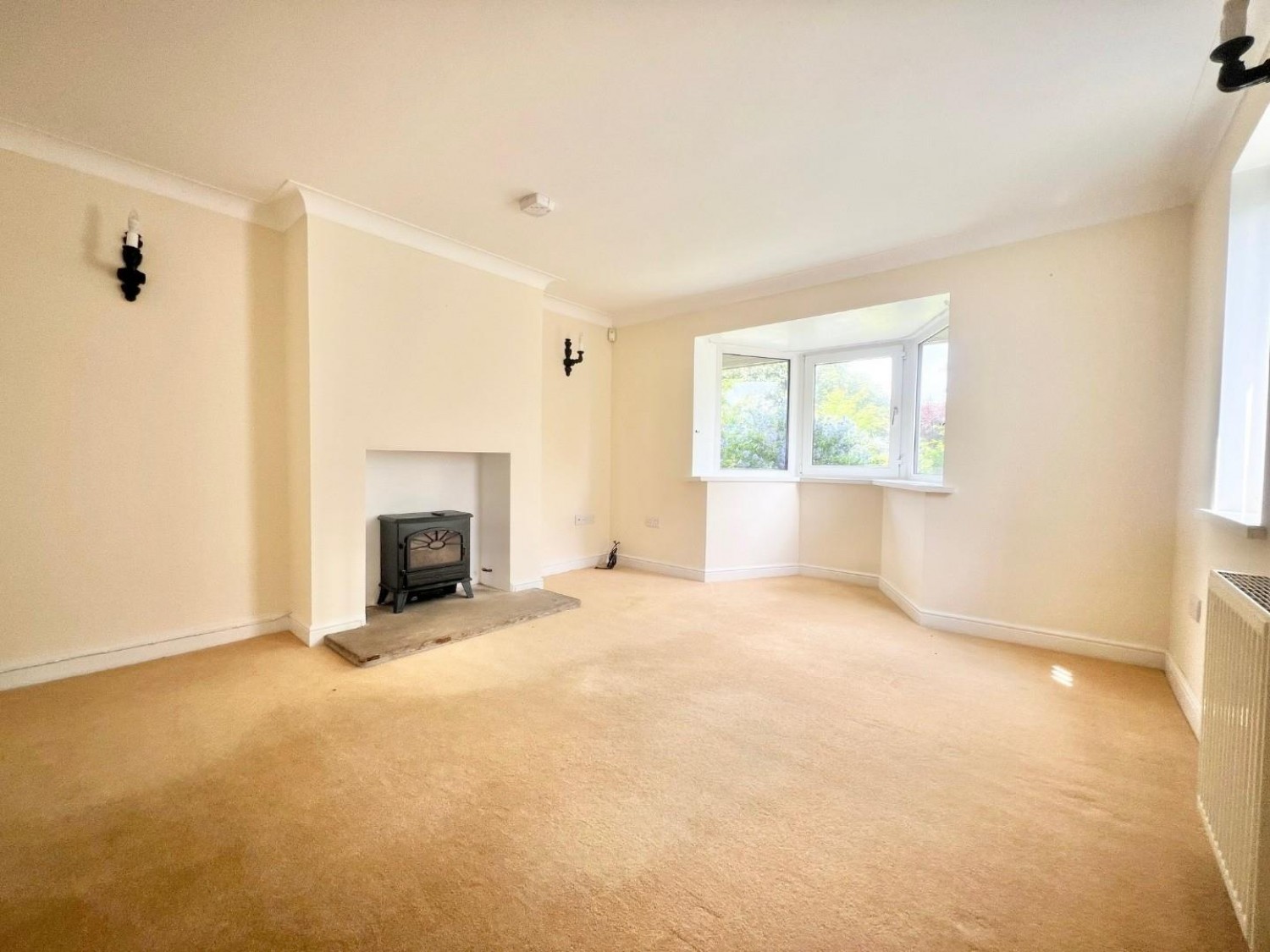 Stone Moor Road, Bolsterstone, Sheffield, S36 3ZN