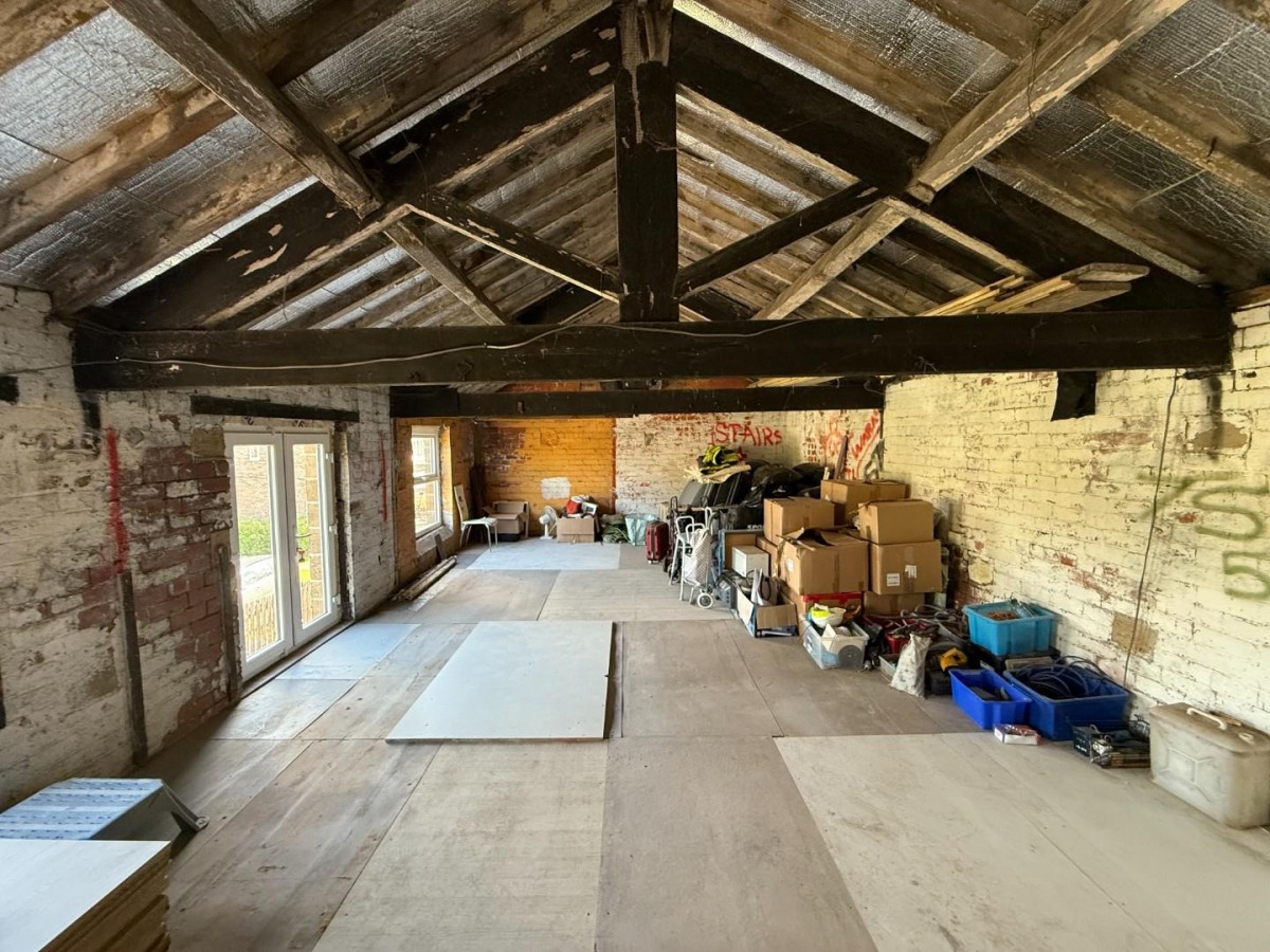 Low Mill Lane, Dewsbury