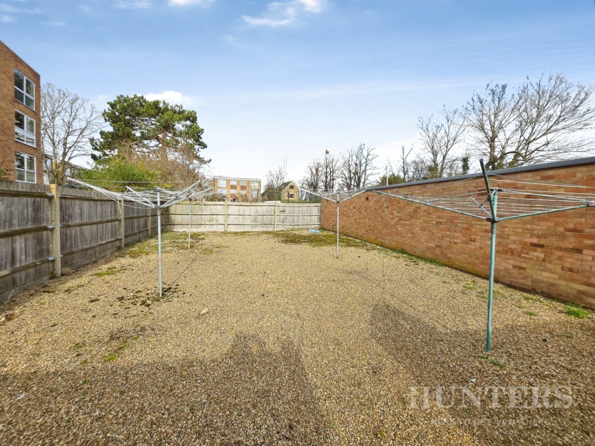 Lesley Court, 2 Harcourt Road, Wallington