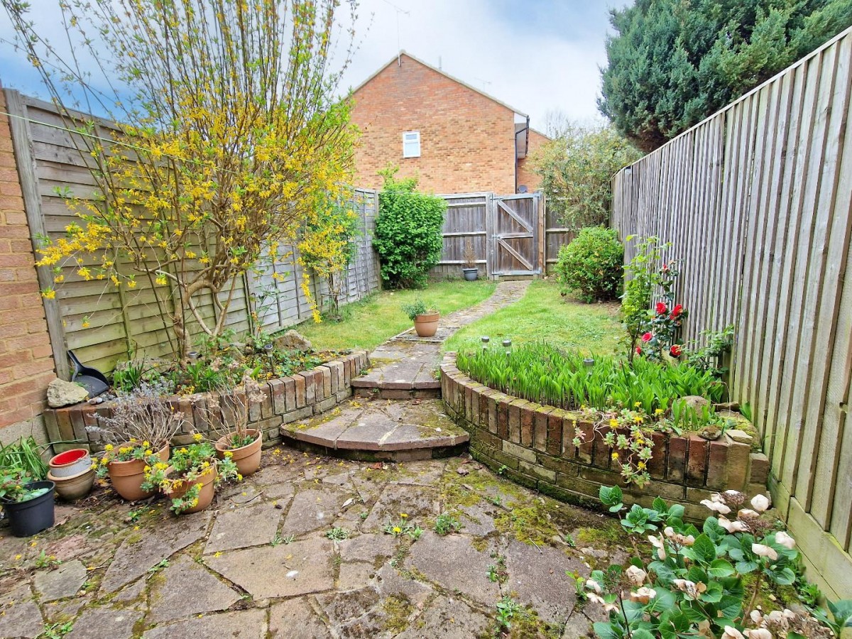 Burleigh Piece, Buckingham