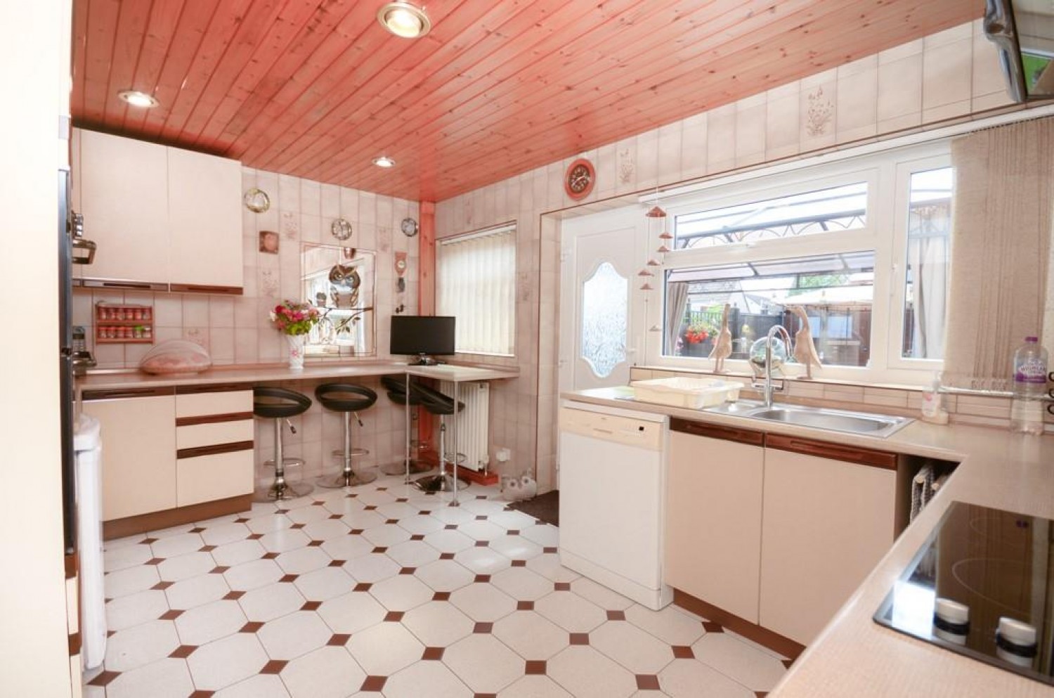 Stockwell Close, Mangotsfield, Bristol, BS16 6XB
