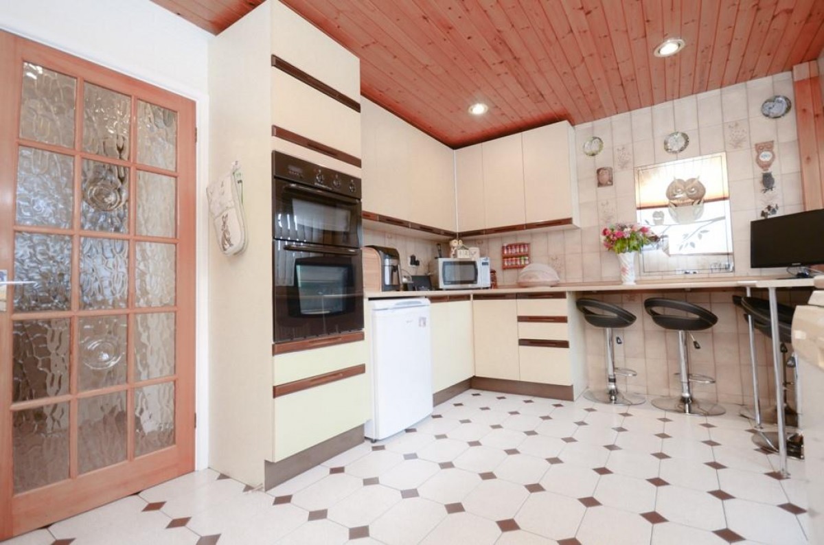 Stockwell Close, Mangotsfield, Bristol, BS16 6XB