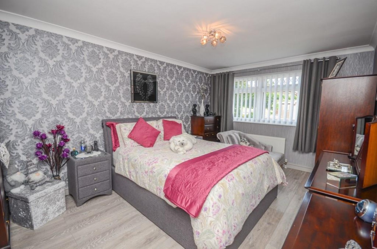 Stockwell Close, Mangotsfield, Bristol, BS16 6XB