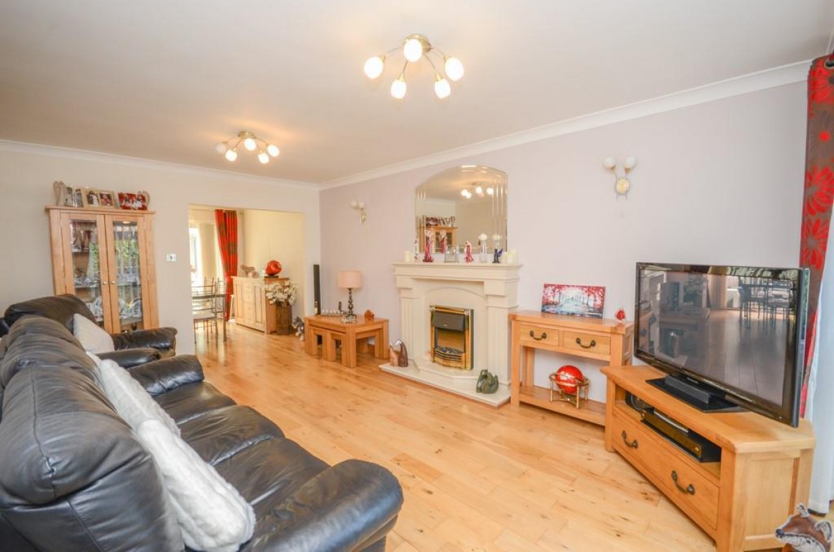 Stockwell Close, Mangotsfield, Bristol, BS16 6XB