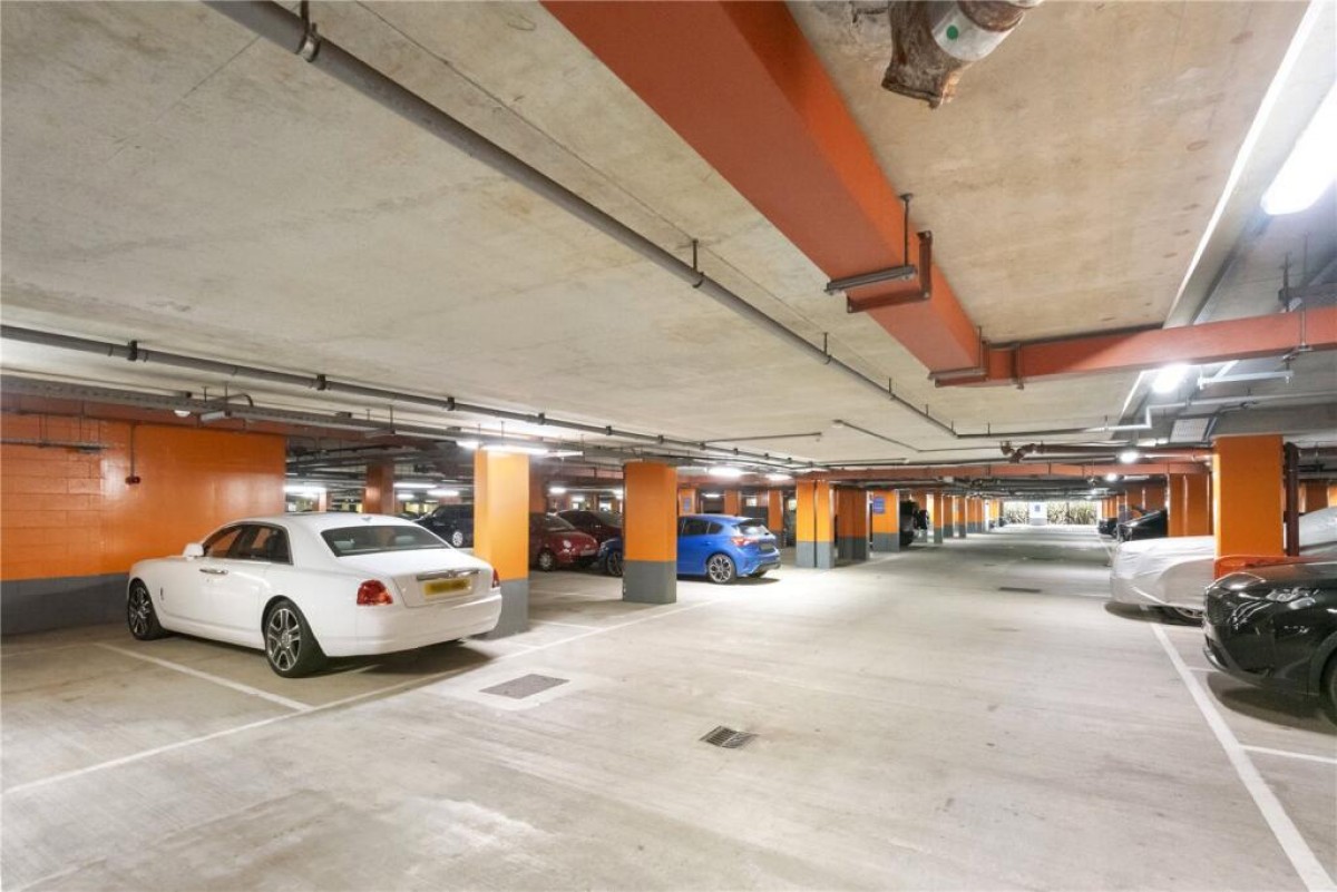 Mahogany House, Chelsea Harbour, London, SW6