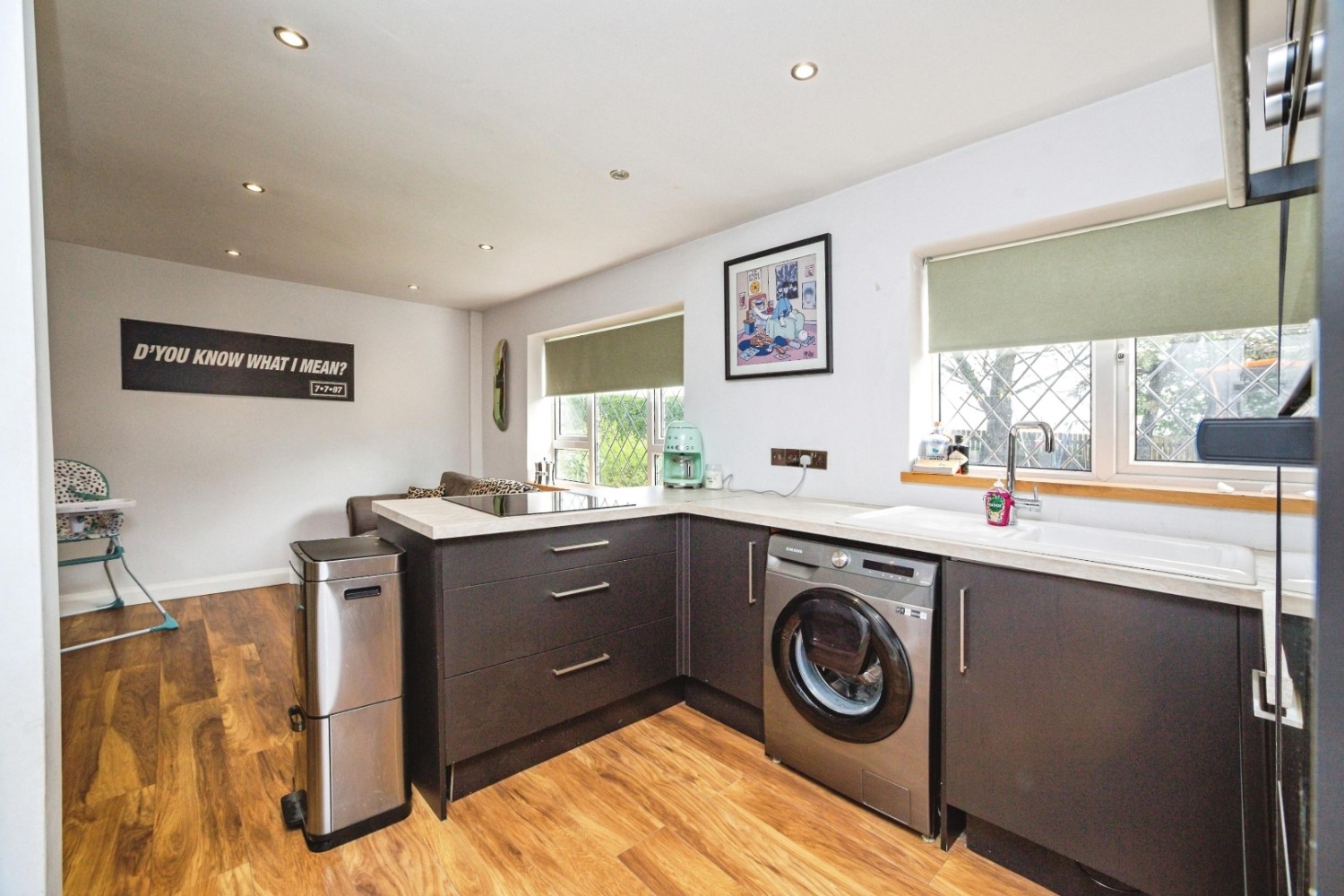 3 bedroom House for sale in Whinside Crescent, Thurnscoe, Rotherham